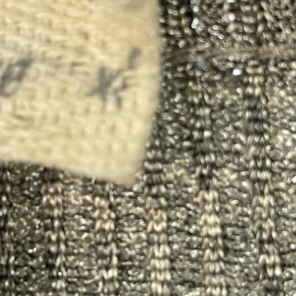 Pebble And Stone Size XL Twist-Front Shine Silver Metallic And Gold Pullover Top - Picture 7 of 8